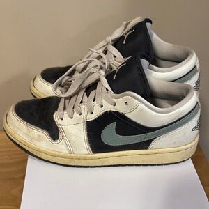 Women’s Air Jordan Sneakers